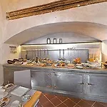 San Giovanni 4*