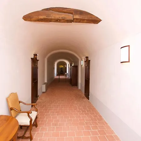San Giovanni 4*