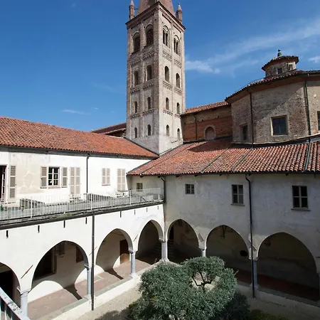 San Giovanni 4*
